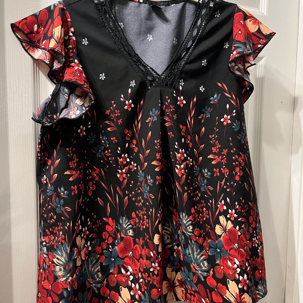 Floral Ruffle Sleeve Top